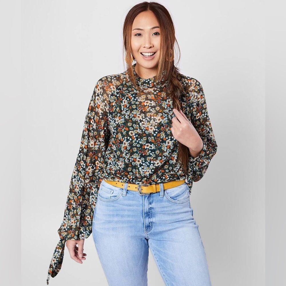 Free People All Dolled Up Mesh Floral Sheer Cropped Front Insert Lining Blouse M
